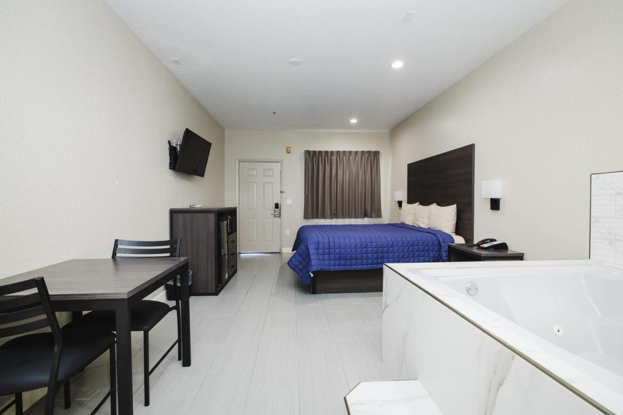 Winchester Inn And Suites Humble/Iah/North Houston Buitenkant foto
